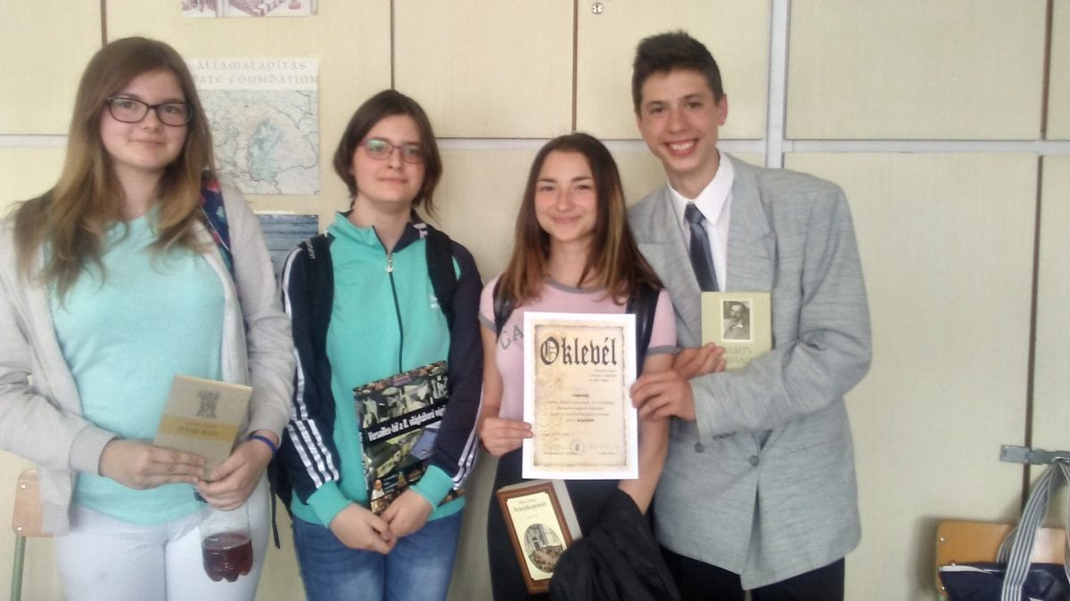 Konyvtarhasznalati verseny10